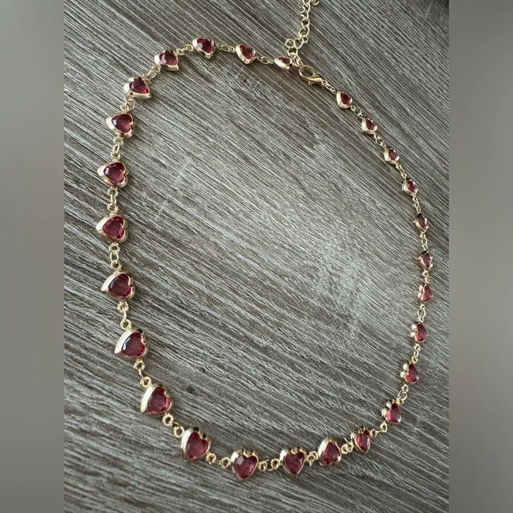 Heart Necklace with Red Accents N816